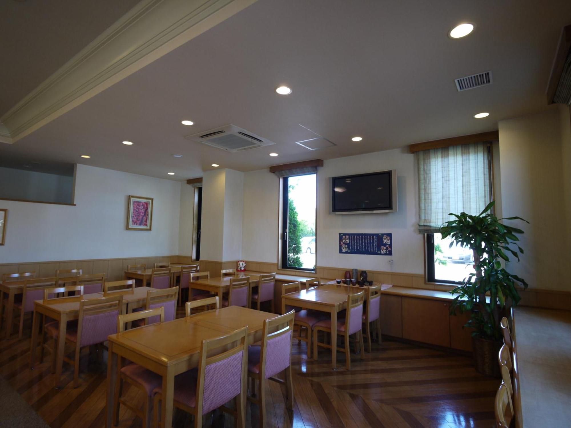 Hotel Route-Inn Tokoname Ekimae Экстерьер фото