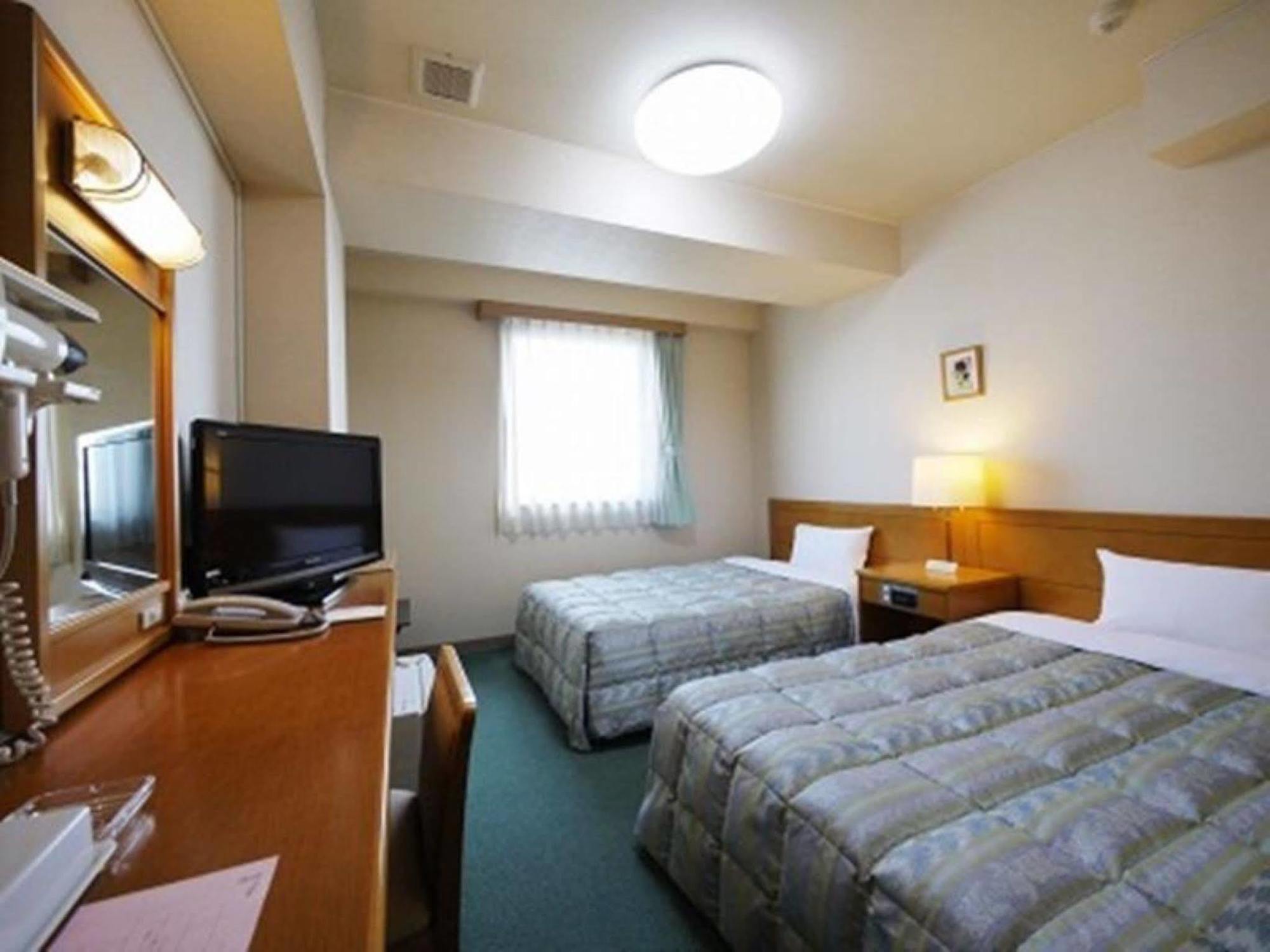 Hotel Route-Inn Tokoname Ekimae Экстерьер фото