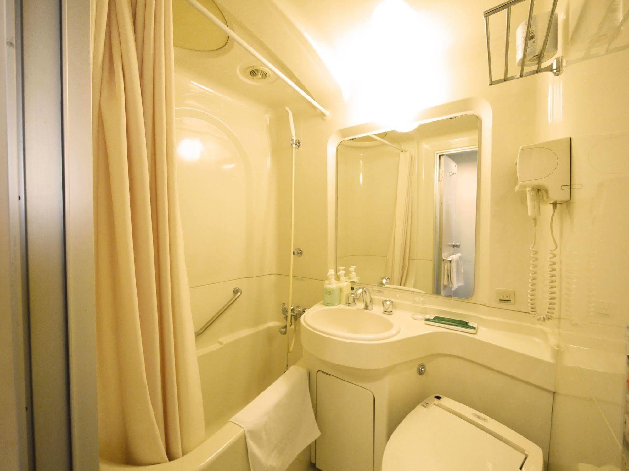 Hotel Route-Inn Tokoname Ekimae Экстерьер фото